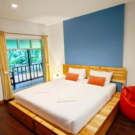 Nua Tone Resort Bang Tao & Cafe エクステリア 写真