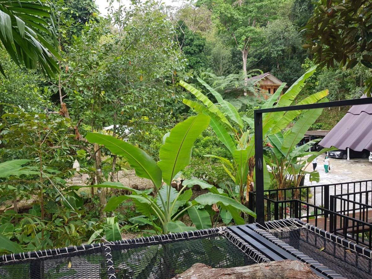 Nua Tone Resort Bang Tao & Cafe エクステリア 写真