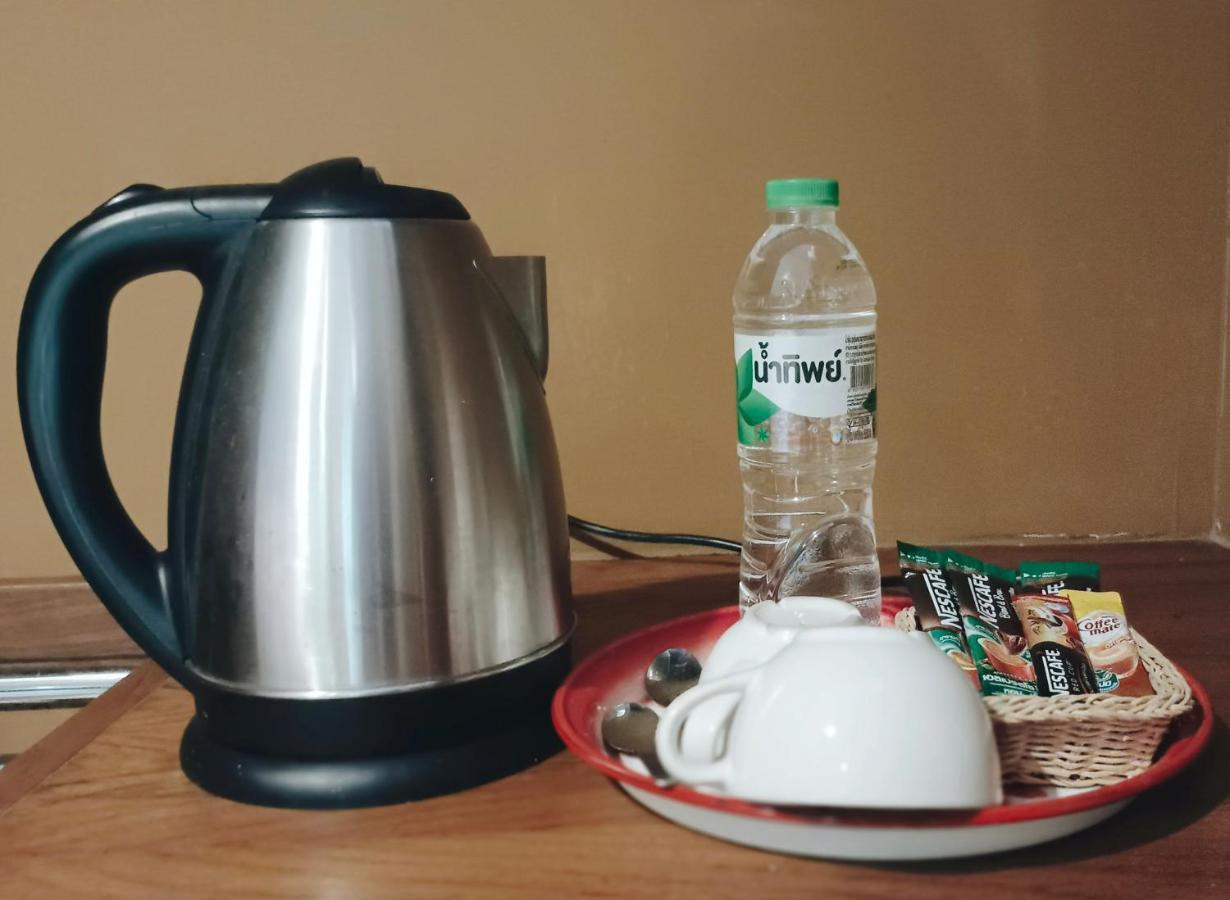 Nua Tone Resort Bang Tao & Cafe エクステリア 写真