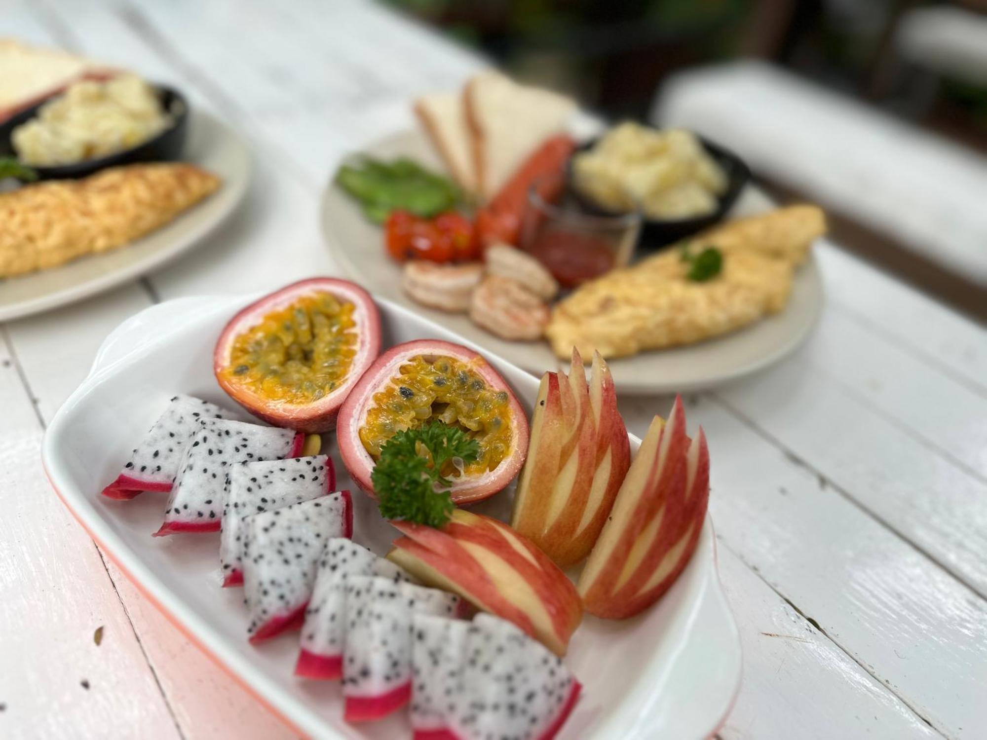 Nua Tone Resort Bang Tao & Cafe エクステリア 写真